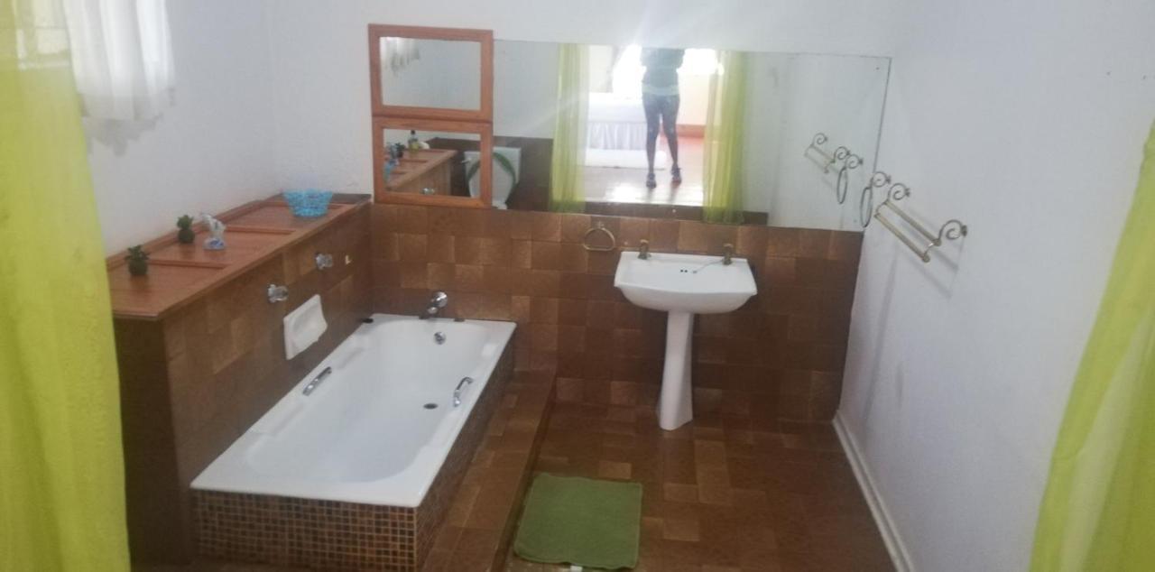 Savanna Bulawayo Kültér fotó